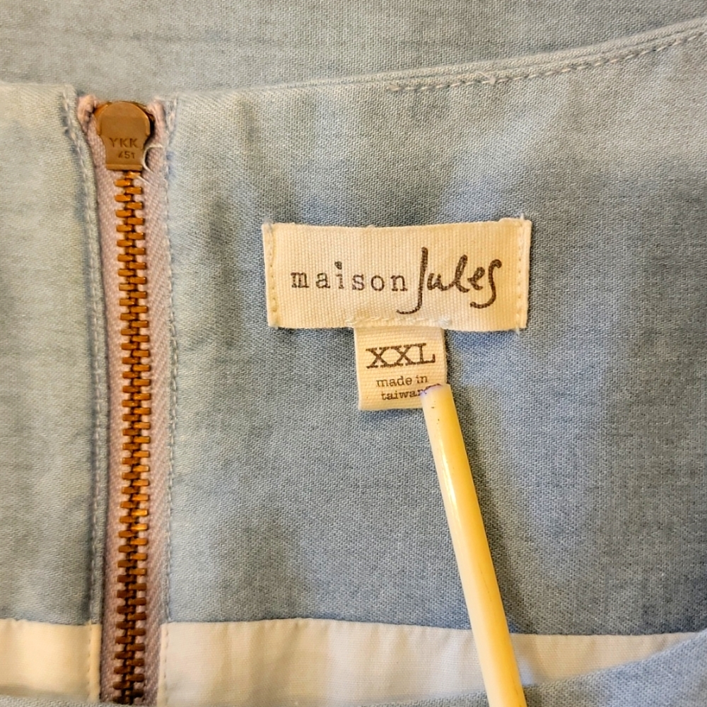 Maison Jules Popover Chambray  Dress - Picture 5 of 6